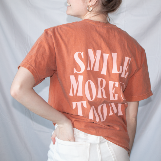 Smile More - Shirt